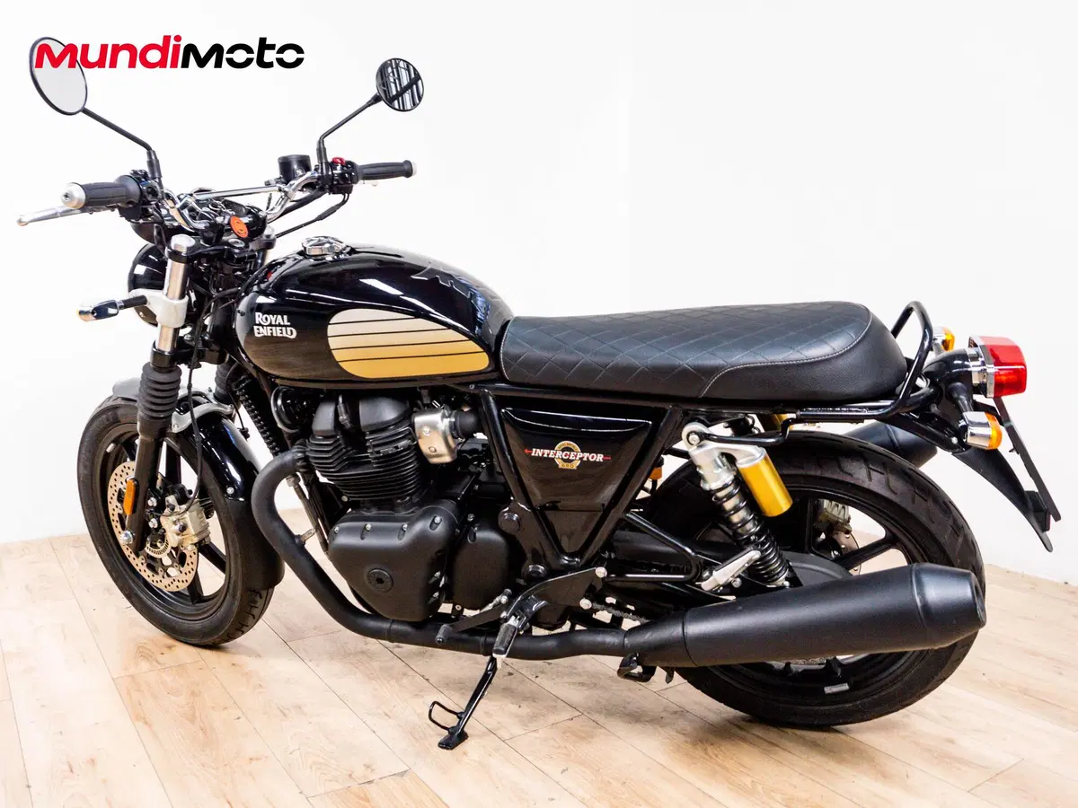 Royal Enfield Interceptor 650 (2021 - 26) (7)