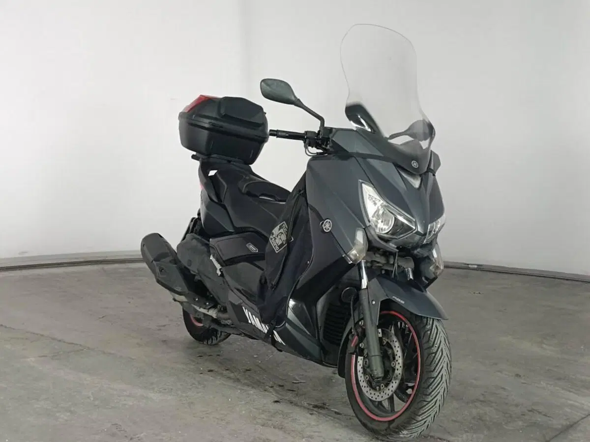 Yamaha X-Max 400 (2013 - 16) (2)