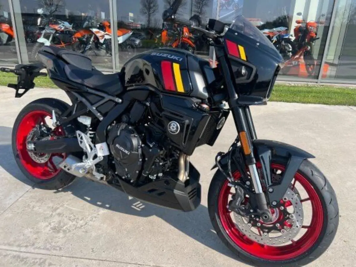 Suzuki GSX-8TT (2025 - 26)