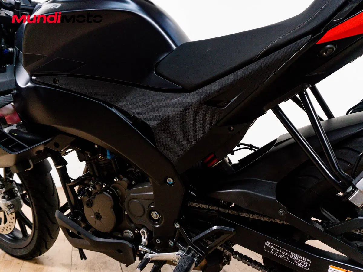 Aprilia Tuono 125 (2025 - 26) (10)