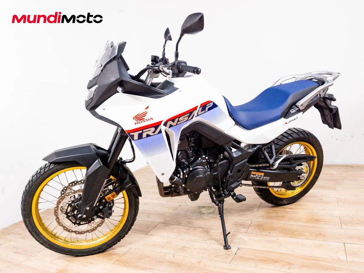 Honda Transalp XL750 (2026) (8)