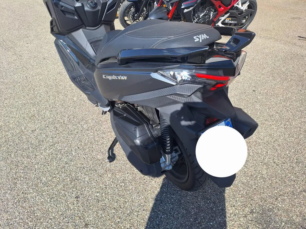 Sym CruiSym 300 E5+ (2025 - 26) (5)
