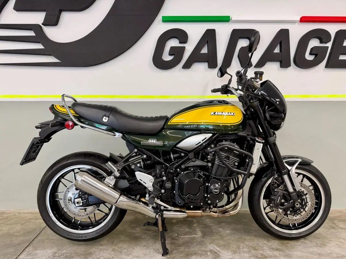 Kawasaki Z 900 RS (2022 - 25) (2)