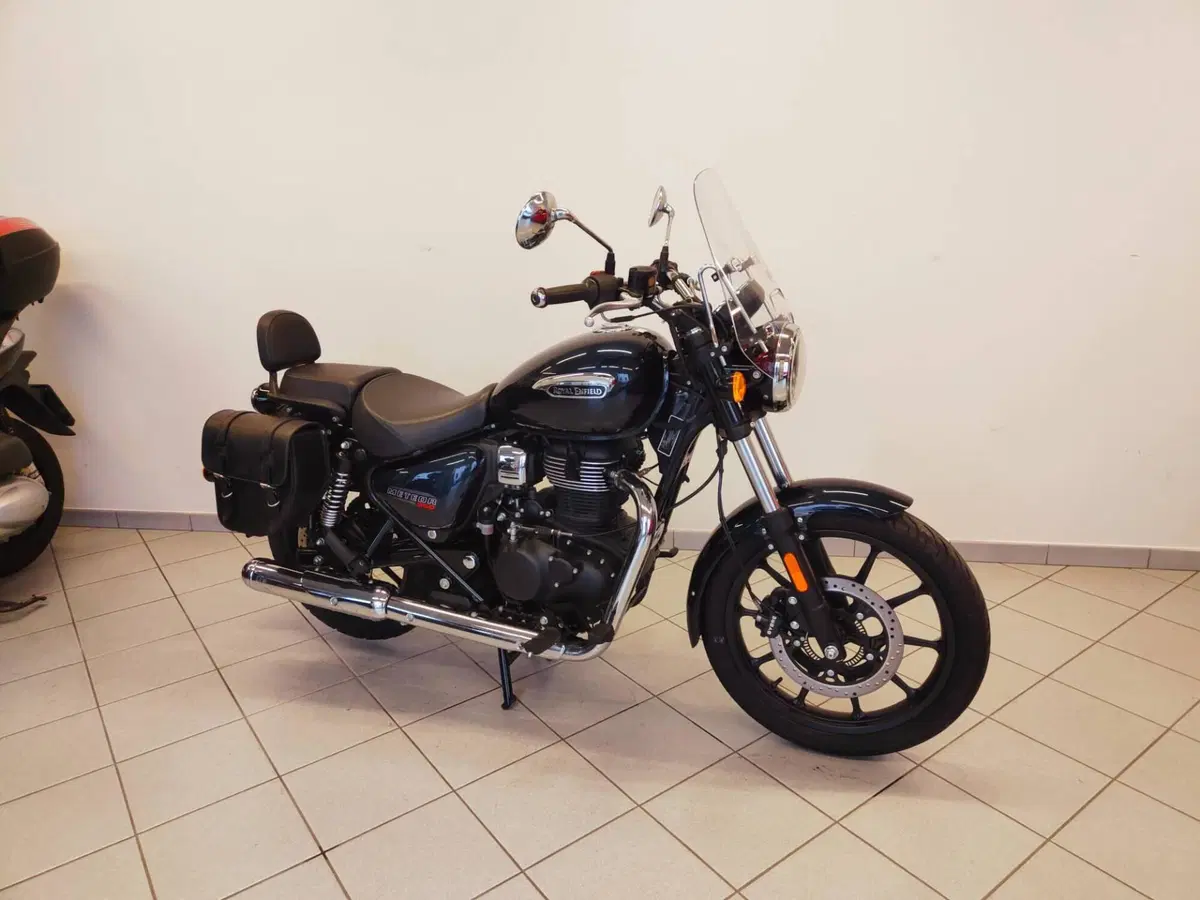 Royal Enfield Meteor 350 (2021 - 26) (2)