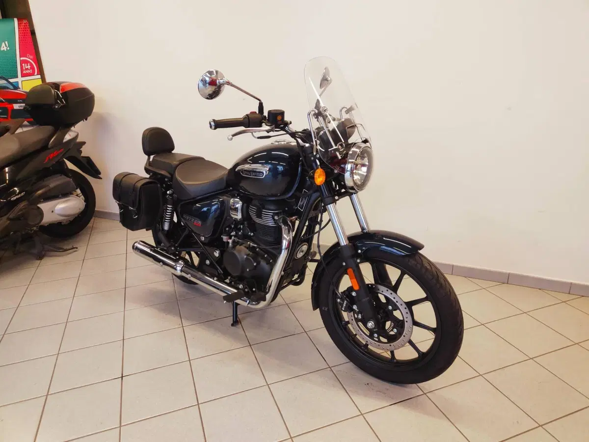 Royal Enfield Meteor 350 (2021 - 26) (3)