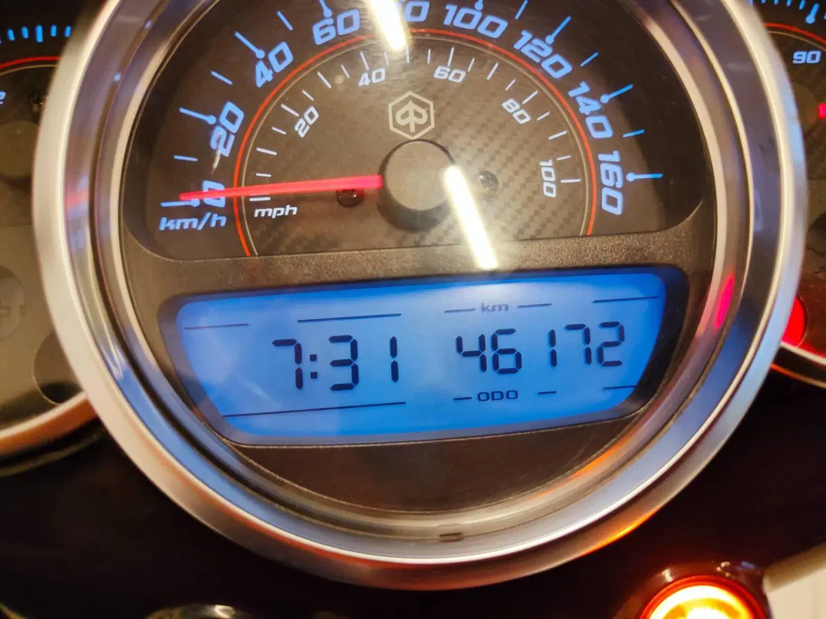 Piaggio Beverly 350 SportTouring ie ABS (2011 - 17) (9)