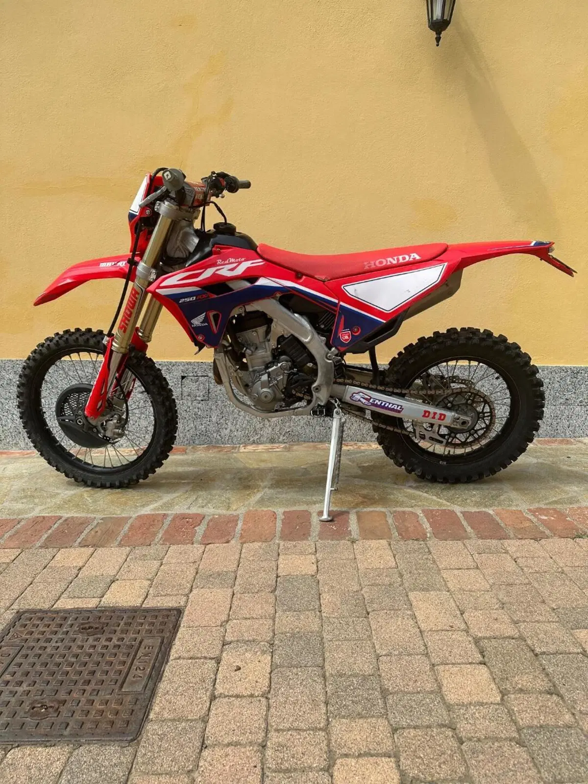 Honda CRF 250RX Enduro (2022) (2)