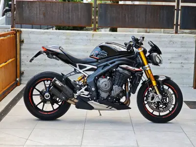 Triumph Speed Triple 1200 RS (2021 - 24) usata