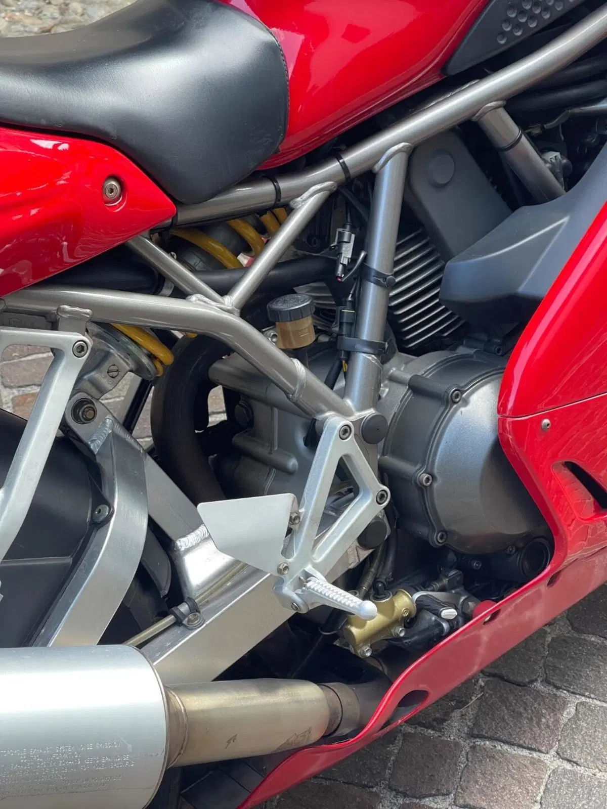 Ducati SuperSport 900 (1998 - 00) (4)