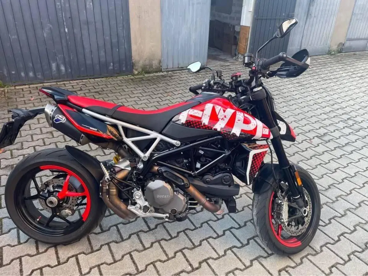 Ducati Hypermotard 950 RVE (2020) (3)