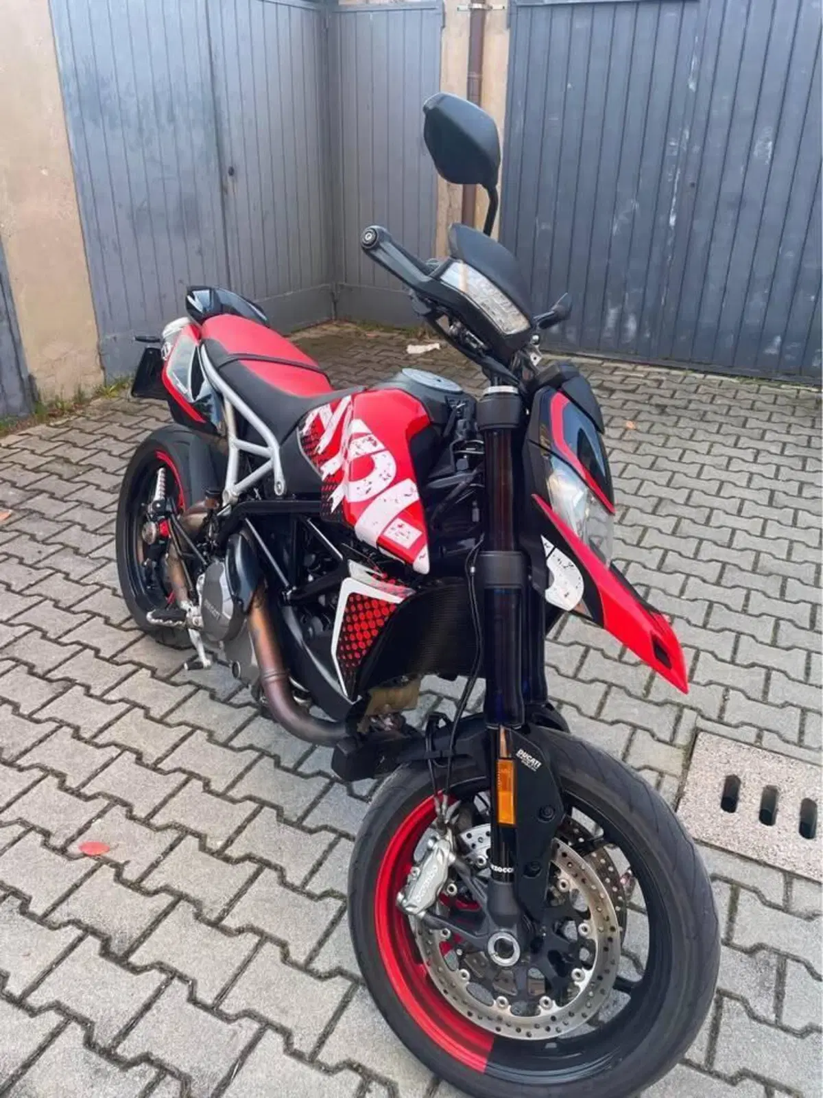 Ducati Hypermotard 950 RVE (2020) (5)