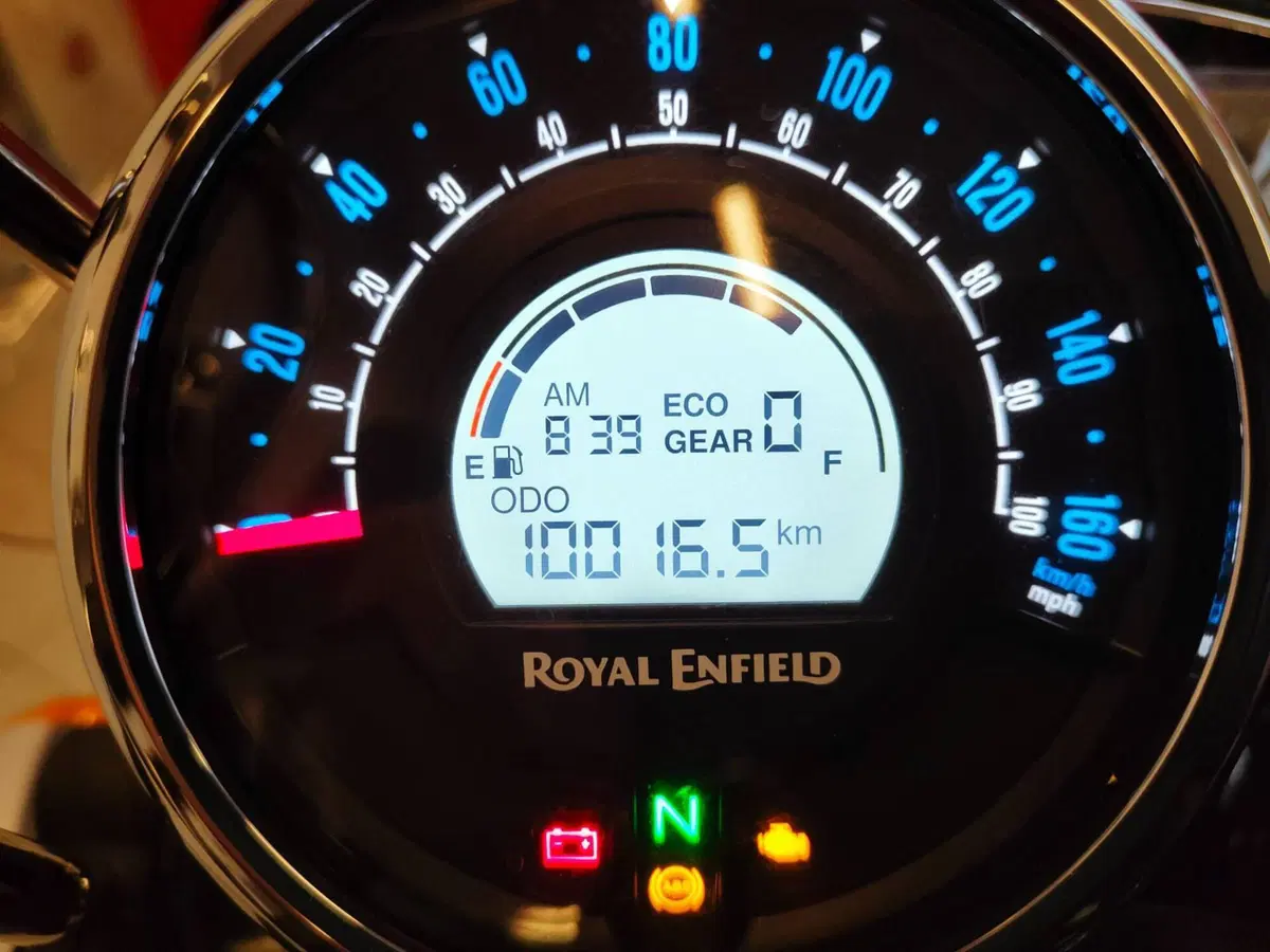 Royal Enfield Meteor 350 (2021 - 26) (15)
