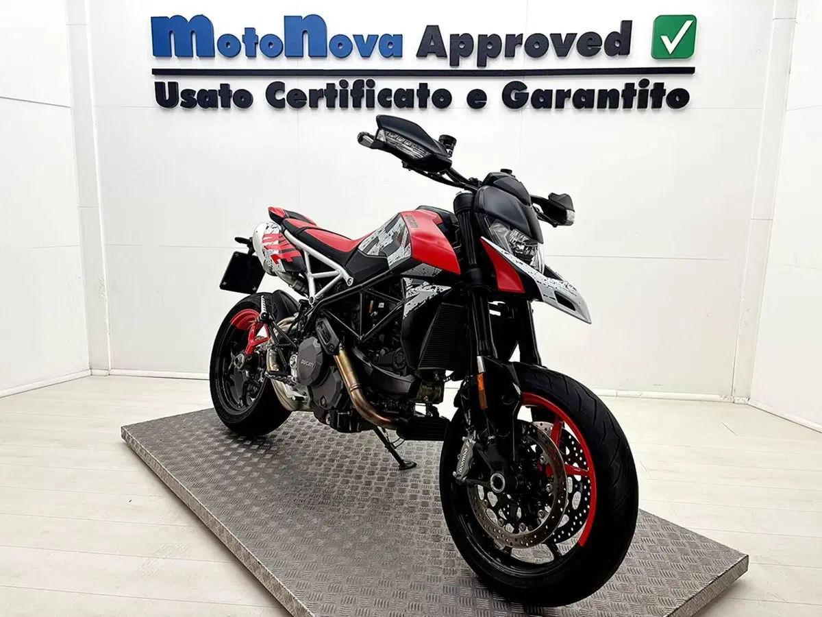 Ducati Hypermotard 950 RVE (2022 - 25) (5)