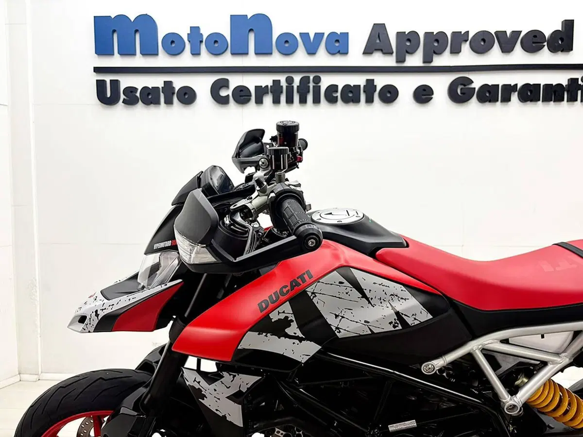 Ducati Hypermotard 950 RVE (2022 - 25) (13)