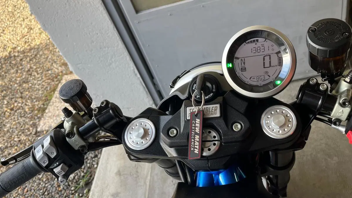 Ducati Scrambler 800 Cafè Racer (2017 - 21) (13)