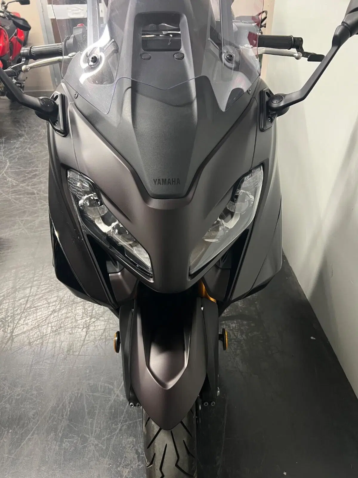 Yamaha T-Max 560 Tech Max (2022 - 24) (3)
