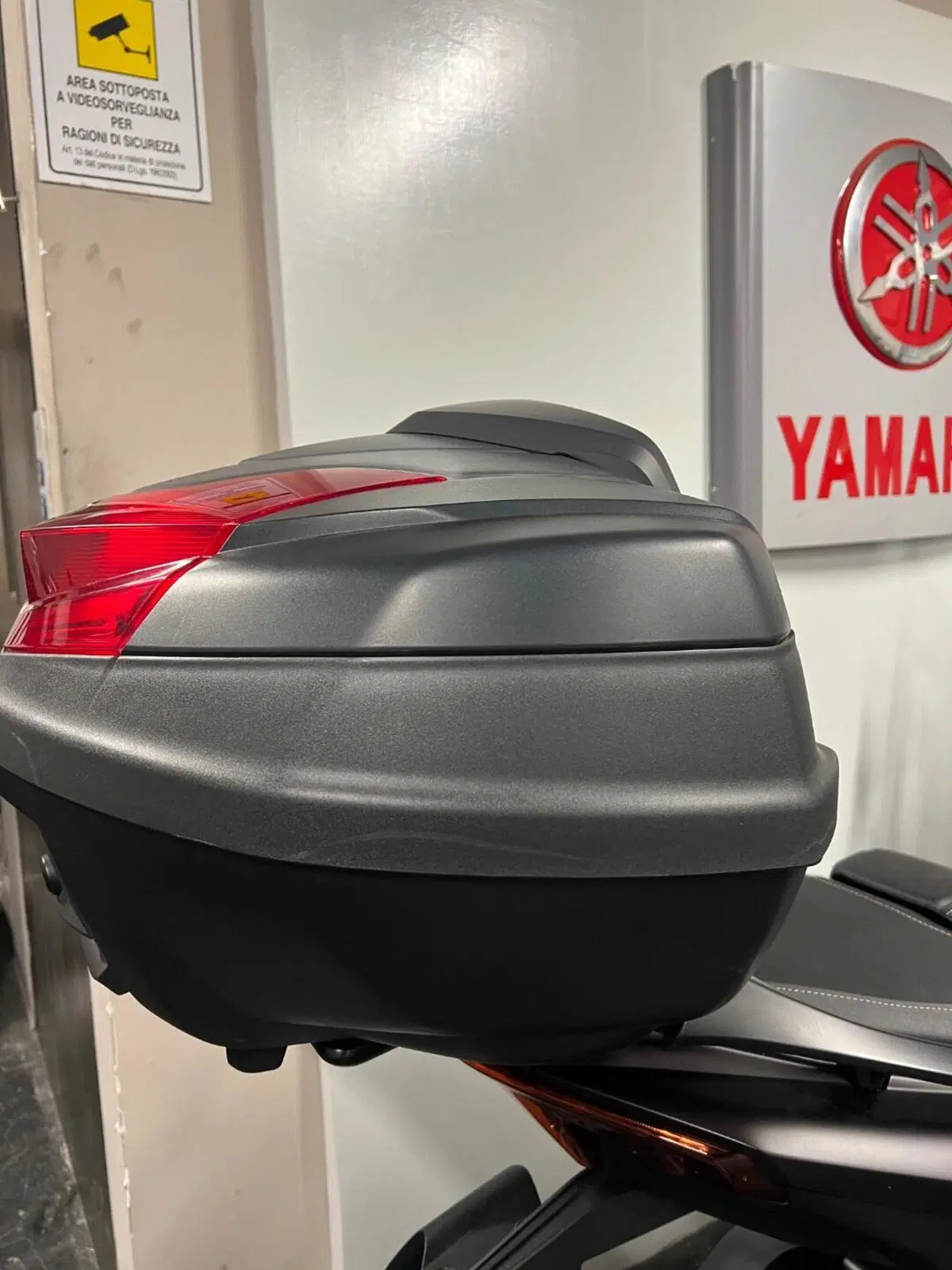 Yamaha T-Max 560 Tech Max (2022 - 24) (6)