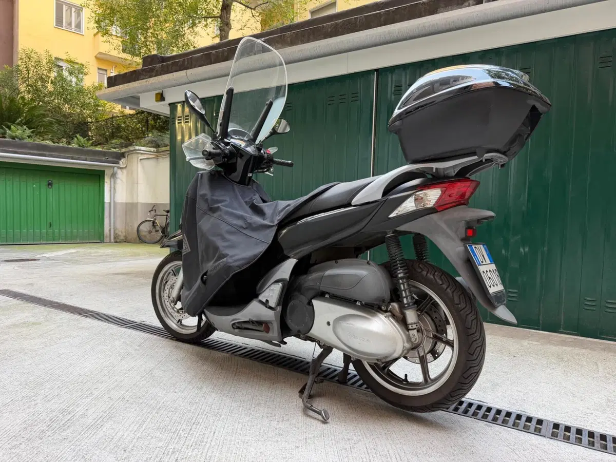 Honda SH 300 i (2011 - 14) (6)