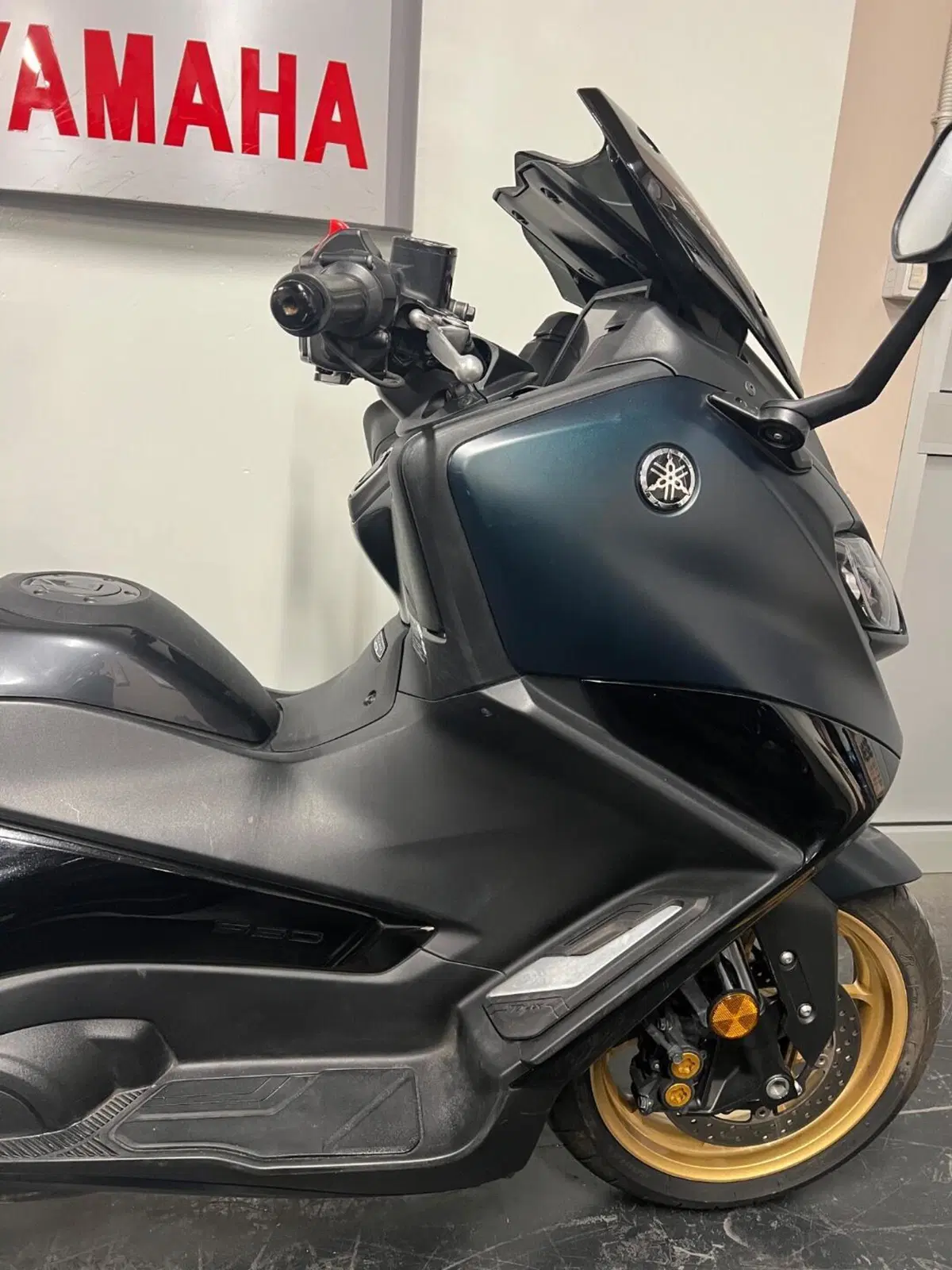 Yamaha T-Max 560 Tech Max (2022 - 24) (6)