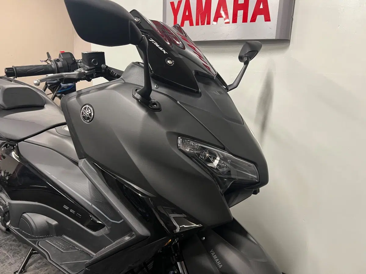 Yamaha T-Max 560 (2025 - 26) (2)