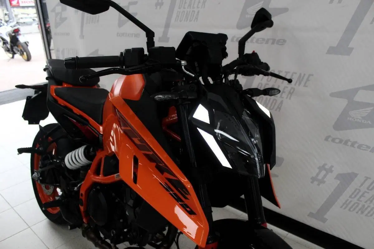 KTM 390 Duke (2026) (4)