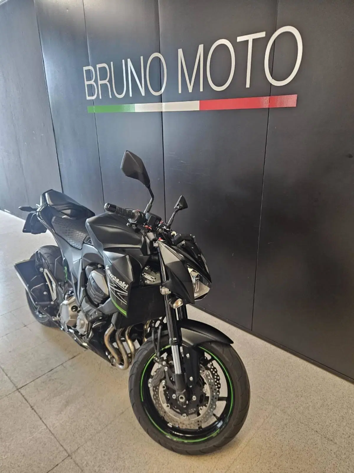 Kawasaki Z 800 ABS (2012 - 16) (2)