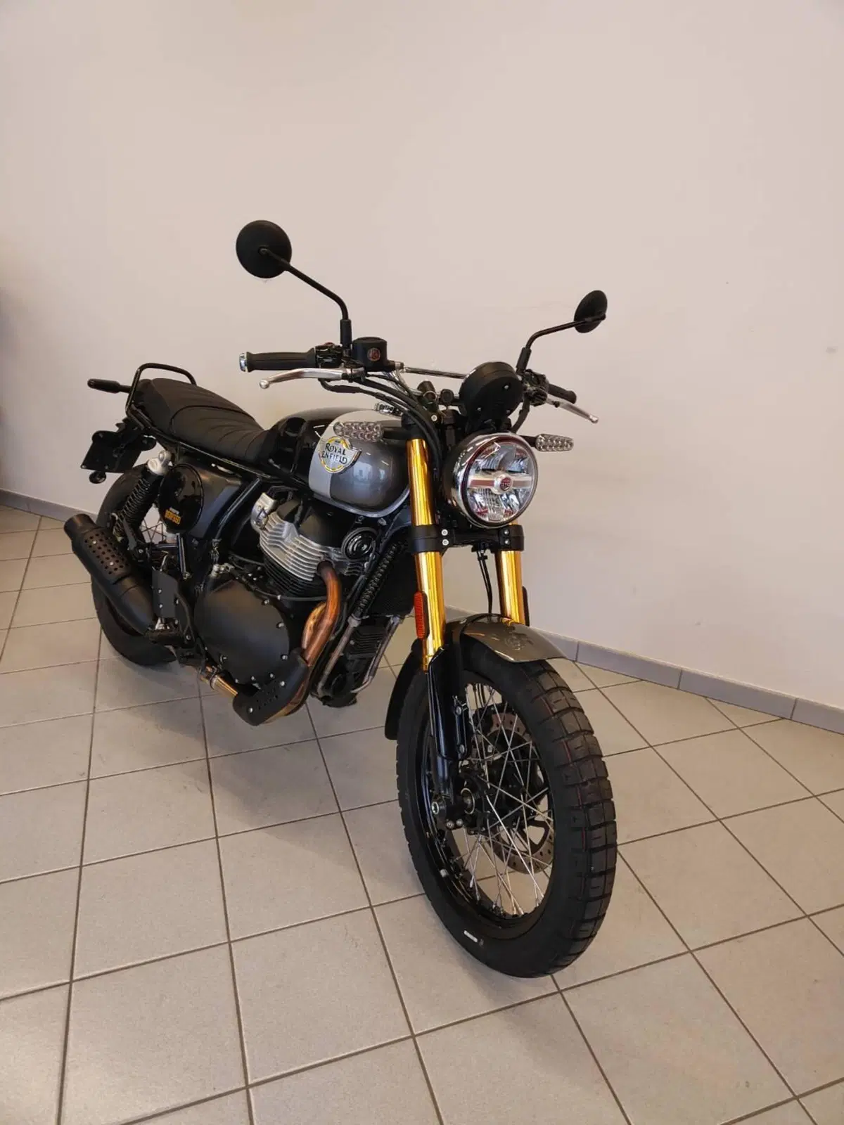 Royal Enfield Bear 650 (2025 - 26) (13)