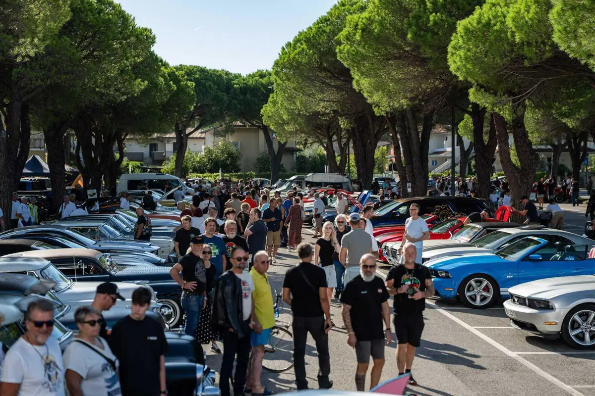 Custom show, auto americane e rock : Lignano saluta il successo del la 5ª Italian Bike Week