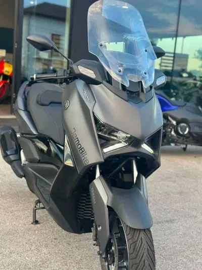 Yamaha X-Max 300 Tech Max (2025 - 26) usata