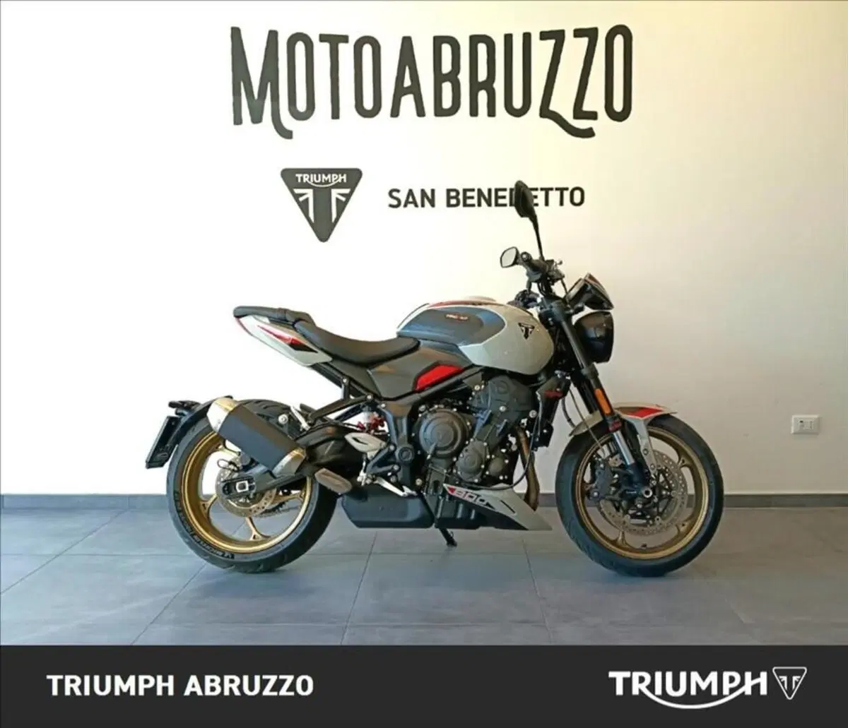 Triumph Trident 800 (2026)