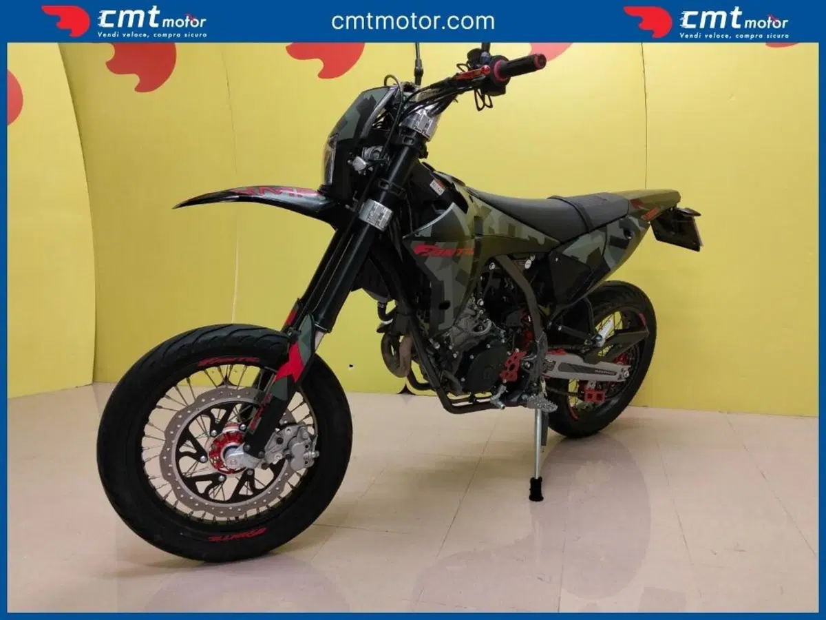 Fantic Motor XMF 125 Motard Performance 4T (2023 - 24) (2)