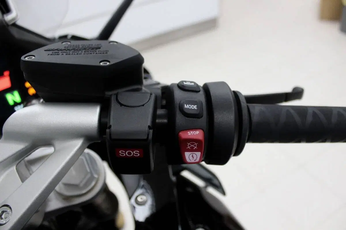 Bmw R 1250 RS (2021 - 25) (7)