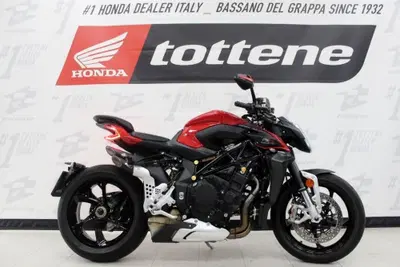 MV Agusta Brutale 1000 RS (2022 - 26) usata
