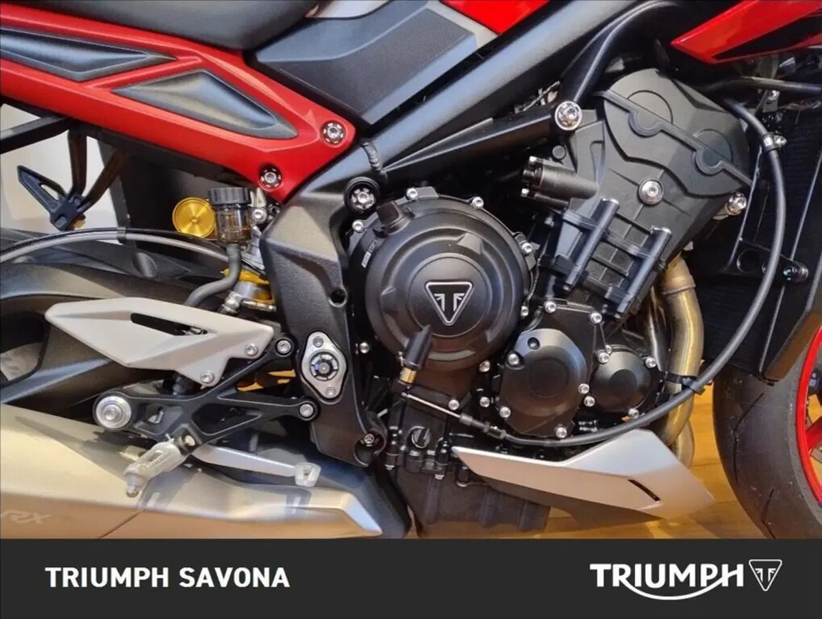 Triumph Street Triple 765 RX (2026) (7)