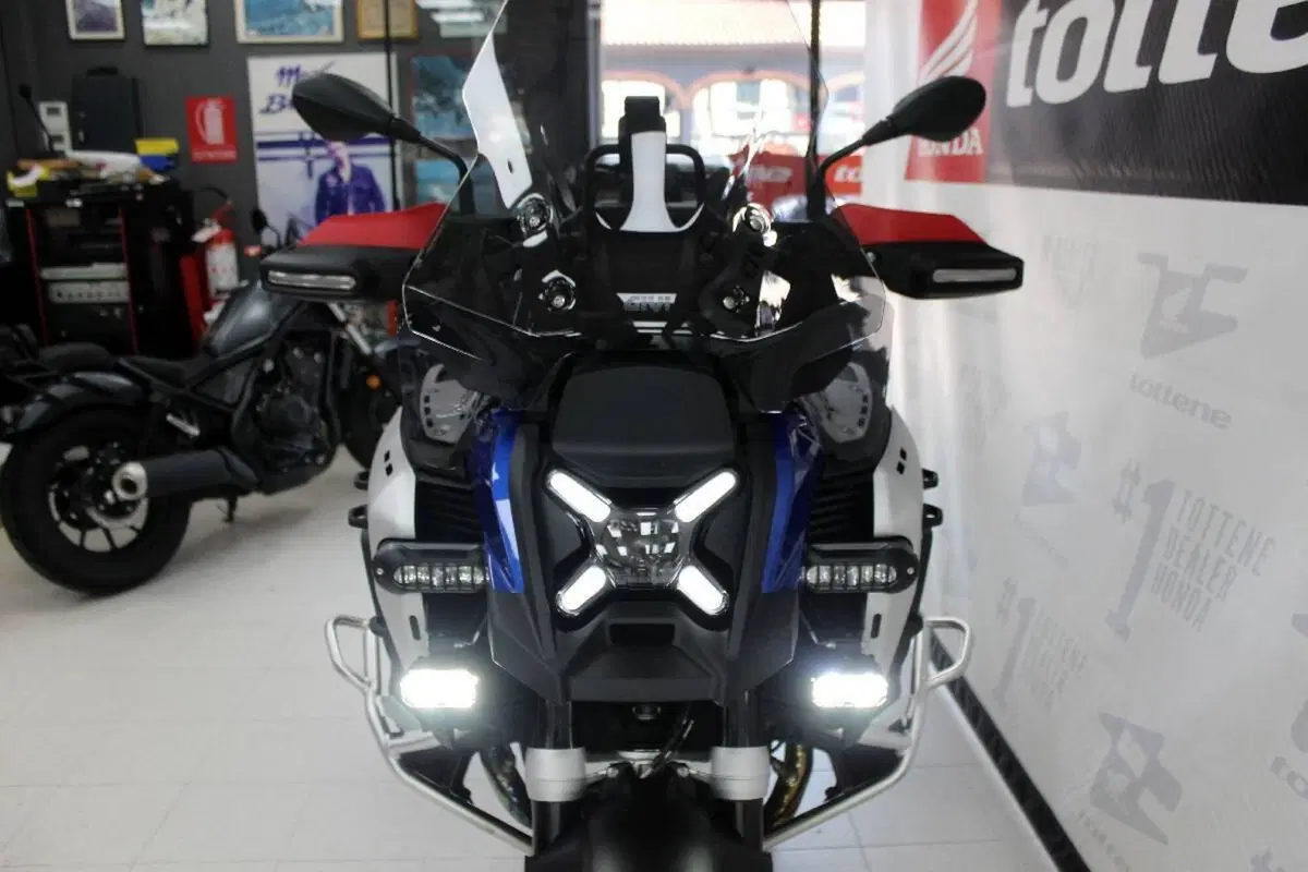 Bmw R 1300 GS Adventure Trophy (2025 - 26) (4)