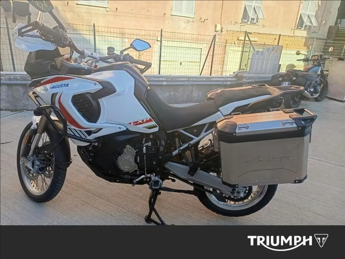 MV Agusta LXP Orioli (2024 - 26) (3)