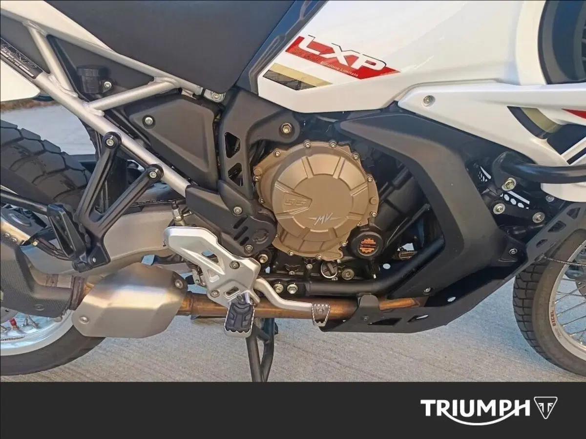 MV Agusta LXP Orioli (2024 - 26) (9)