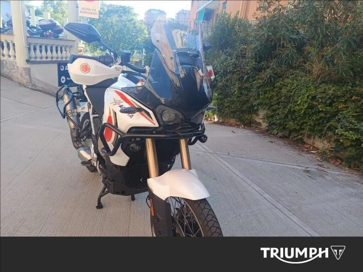 MV Agusta LXP Orioli (2024 - 26) (4)