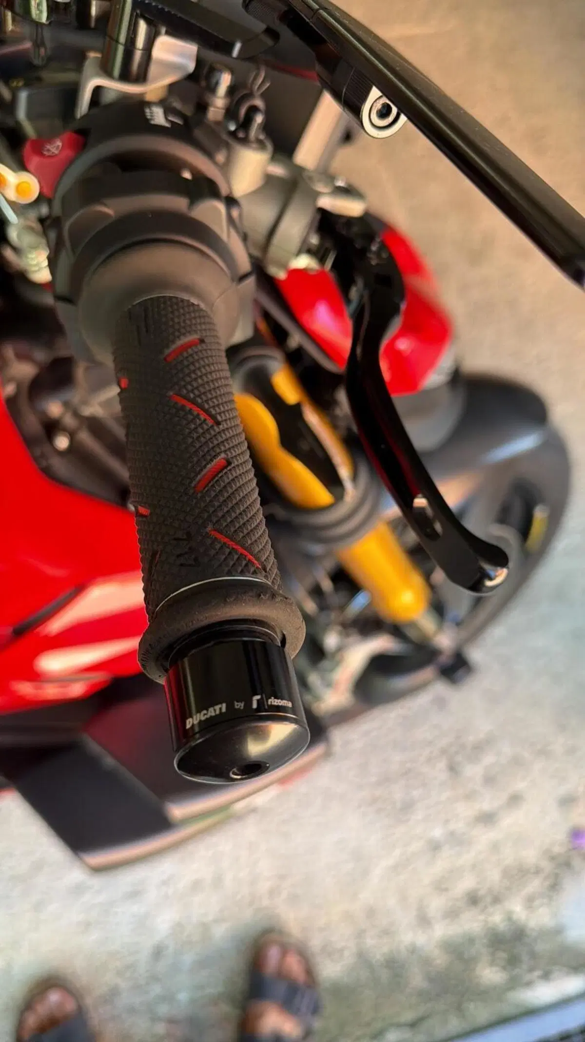 Ducati Streetfighter V4 S (2023 - 24) (12)