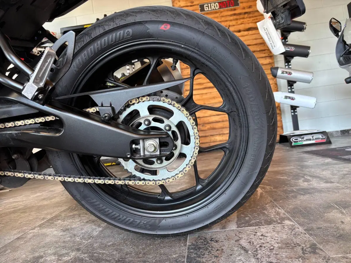 Yamaha XSR 125 (2021 - 24) (6)