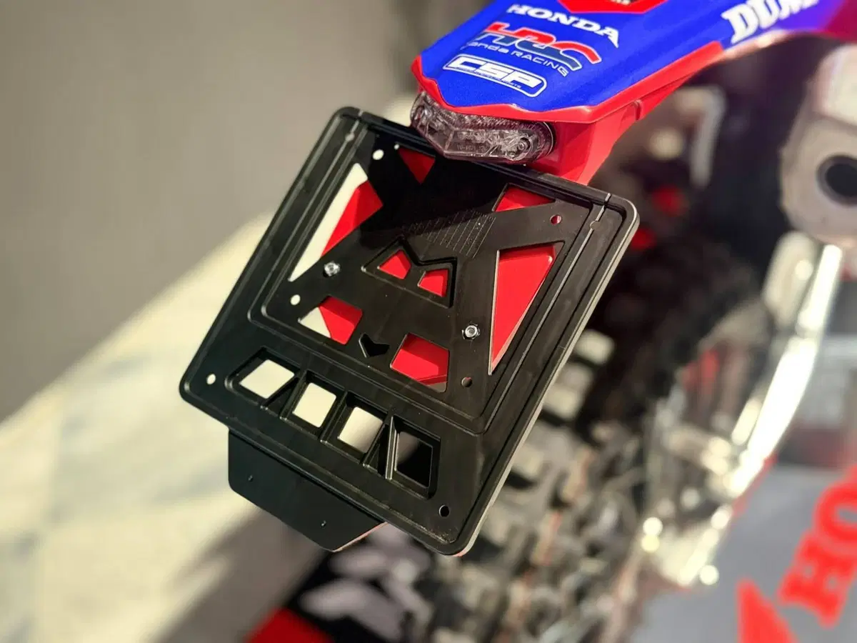 Honda CRF 450RX Rally (2026) (8)