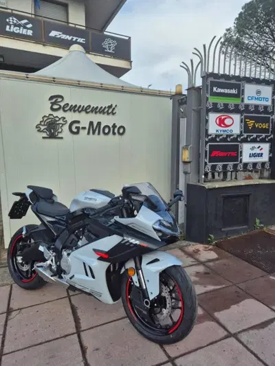 CFMOTO 675SR-R (2025 - 26) nuova
