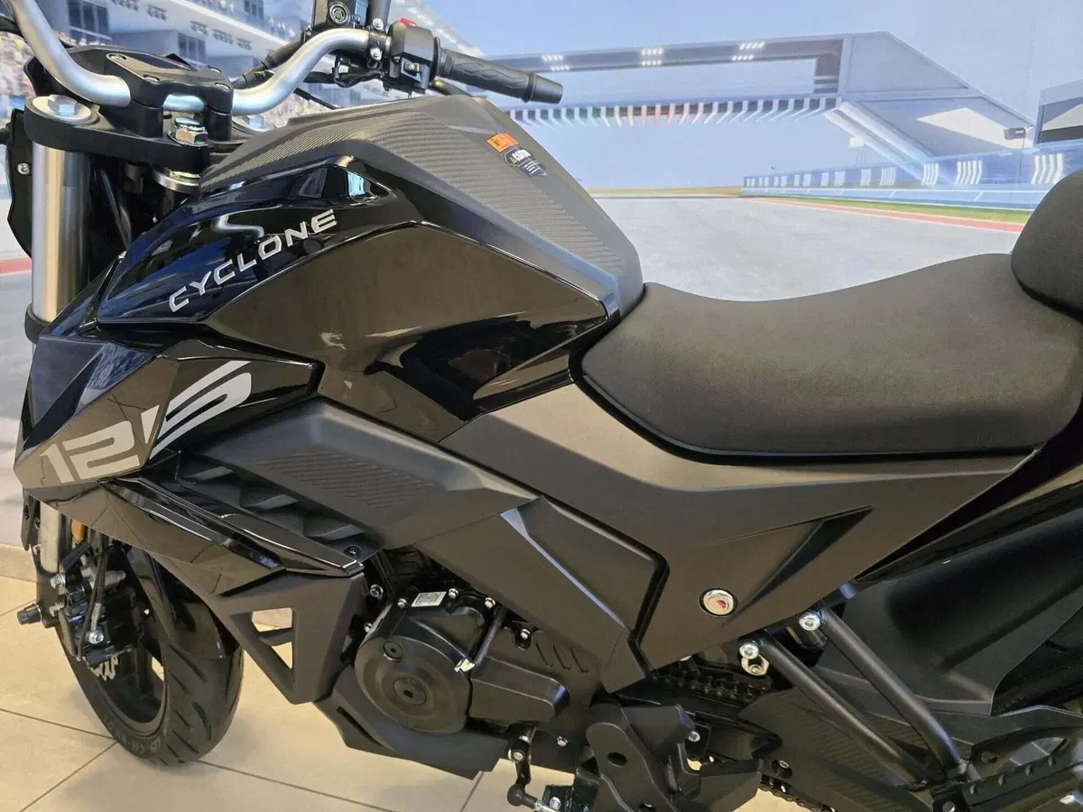 Cyclone Battlo 5S (2025 - 26) (10)