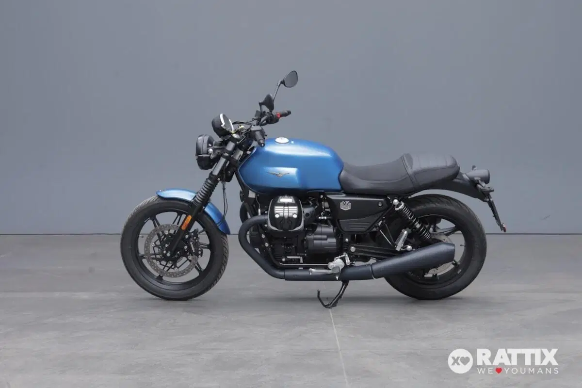 Moto Guzzi V7 Stone (2025 - 26) (3)