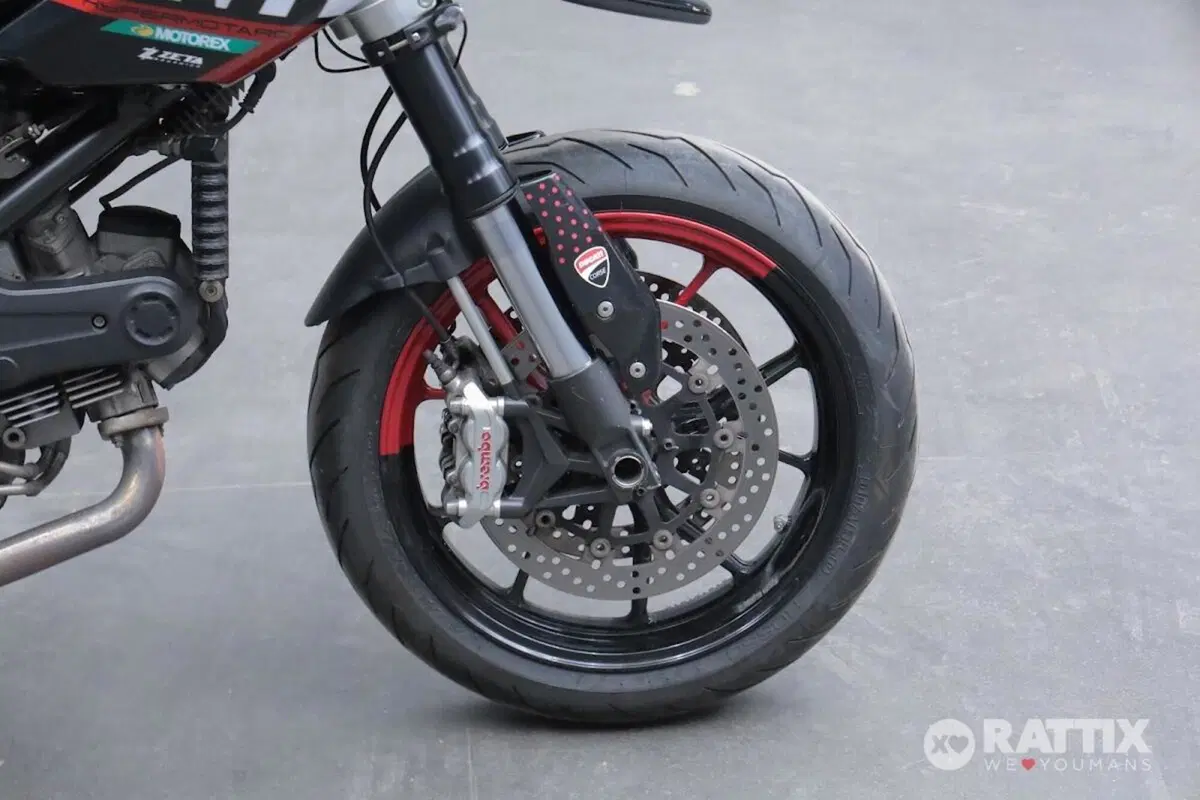 Ducati Hypermotard 1100 EVO (2010 - 12) (9)