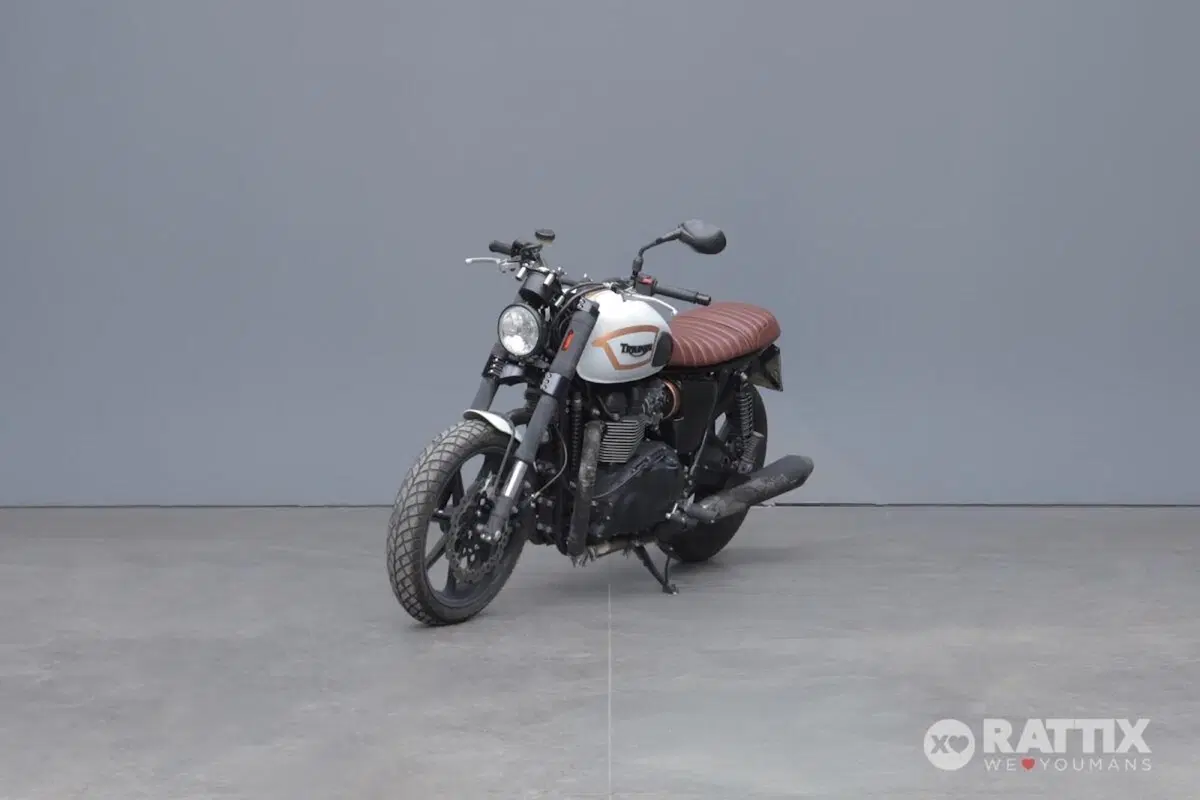 Triumph Bonneville (2007 - 16) (2)