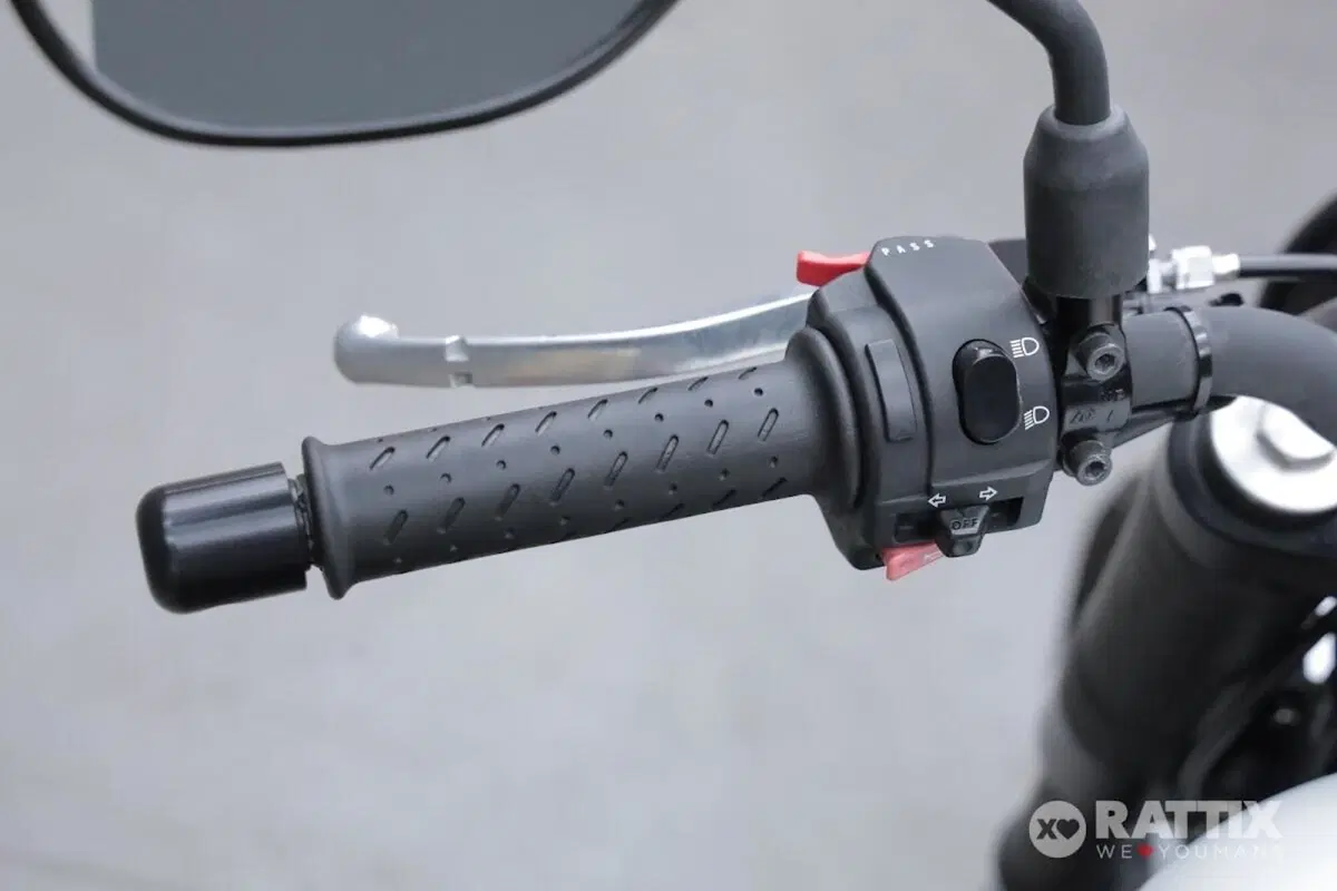 Triumph Bonneville (2007 - 16) (11)
