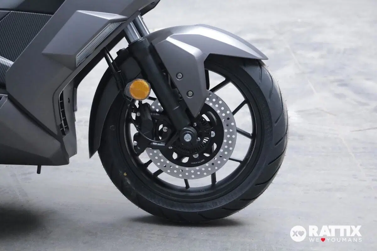 Wottan Motor GT2 300 (2025 - 26) (9)