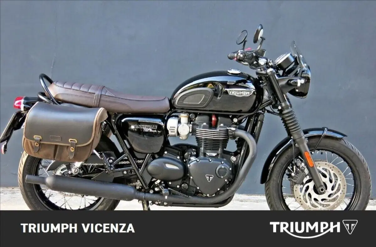 Triumph Bonneville T120 (2016 - 20) (2)