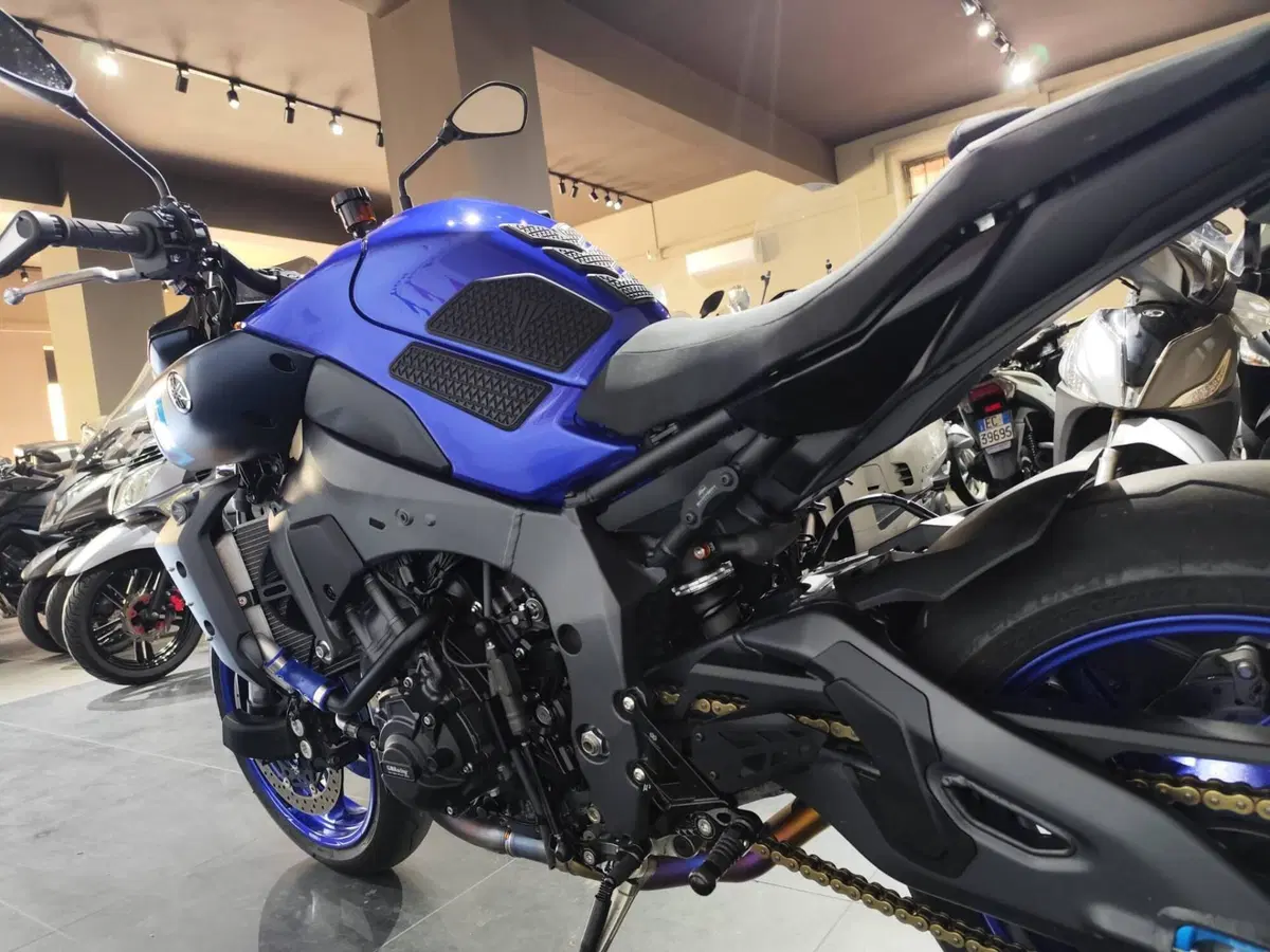 Yamaha MT-10 (2022 - 26) (8)